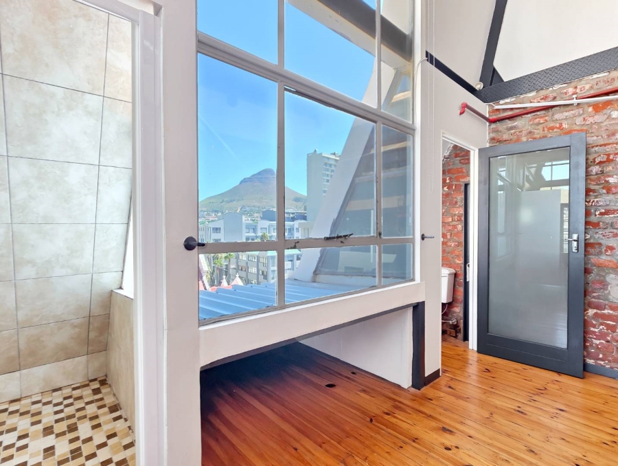 1 Bedroom Property for Sale in Cape Town City Centre Western Cape